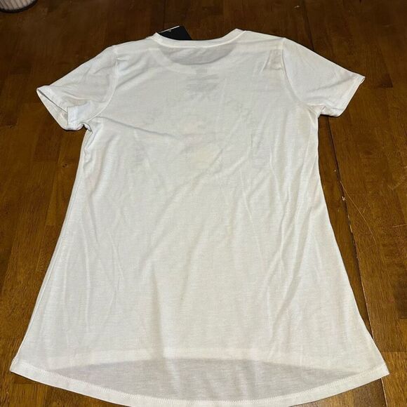 Disney Winnie the Pooh Women’s Graphic Print T Shirt New with tags Size M - Picture 3 of 8